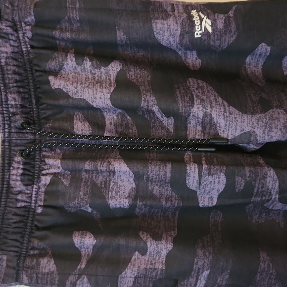 Reebok Men's Endeavor Jogger Pants Slim Fit Black Gray Cameo Size S - Picture 4 of 13